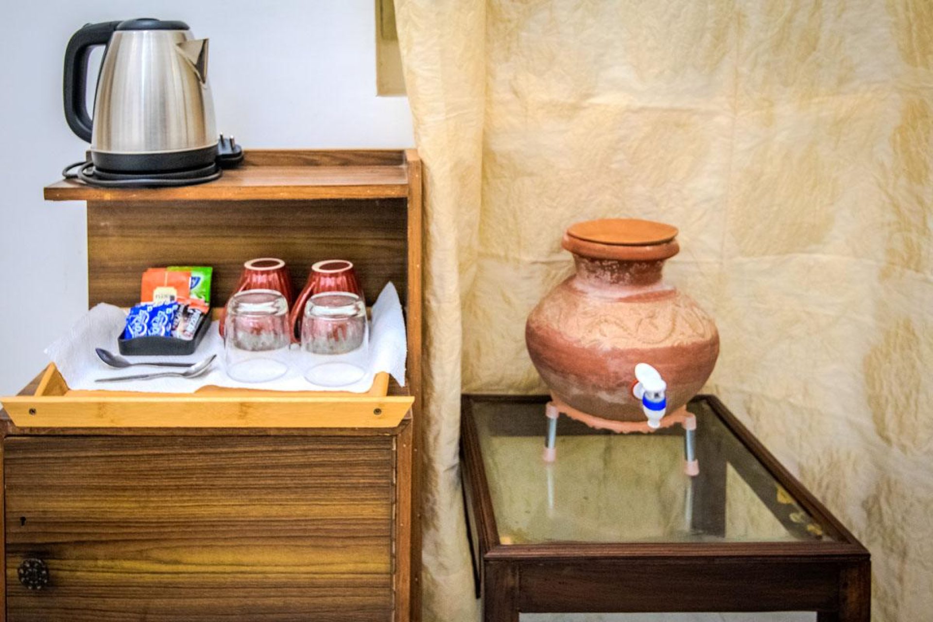 ITH_STAYS_RUDRESHWAR_MAHADEO_KOTHI_SUPERIOR_ROOM_TERRACE-3